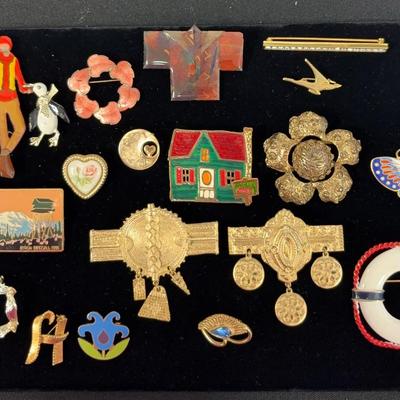 Gold Tone Fashion Pin #5