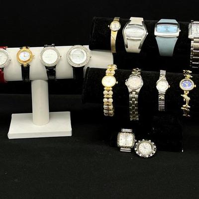 Ladies Watches - Ladies Of Fashion