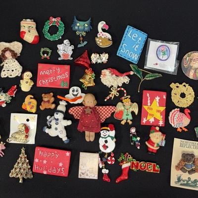 Holiday Pins And More 