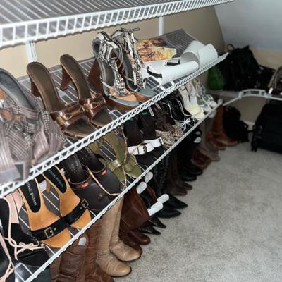 Sale Photo Thumbnail #46