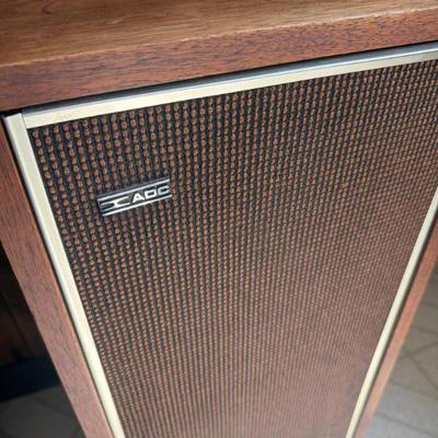 Sale Photo Thumbnail #722