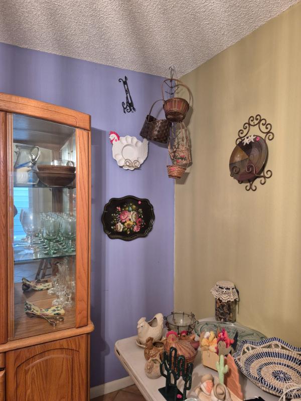 Sale Photo Thumbnail #15