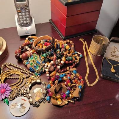 Sale Photo Thumbnail #318