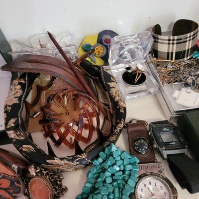 Sale Photo Thumbnail #217