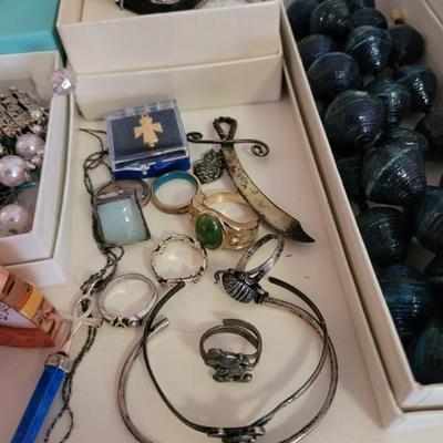 Sale Photo Thumbnail #214