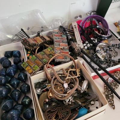 Sale Photo Thumbnail #215