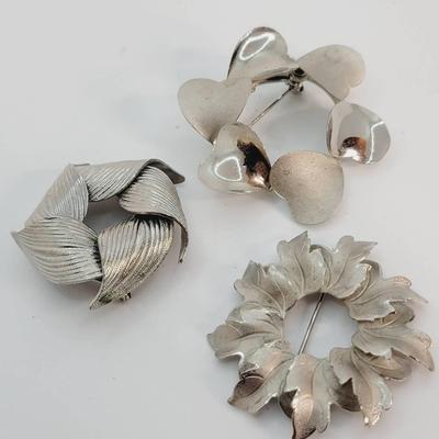 3 Pc Wreath Pins Silver Tone Leaf Heart 