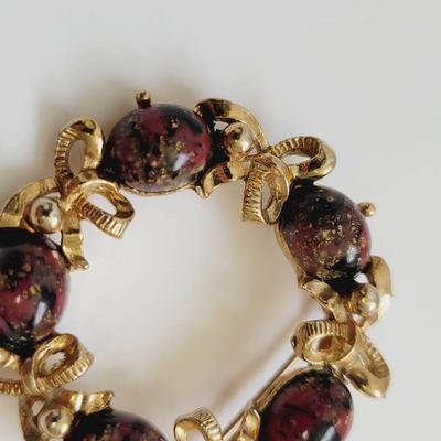 Burgundy and Gold Tone Wreath Pin Brooch