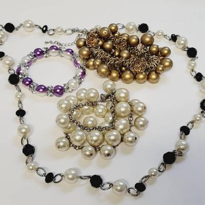 3 Bracelets 1 Necklace Mixed Color Faux Pearls