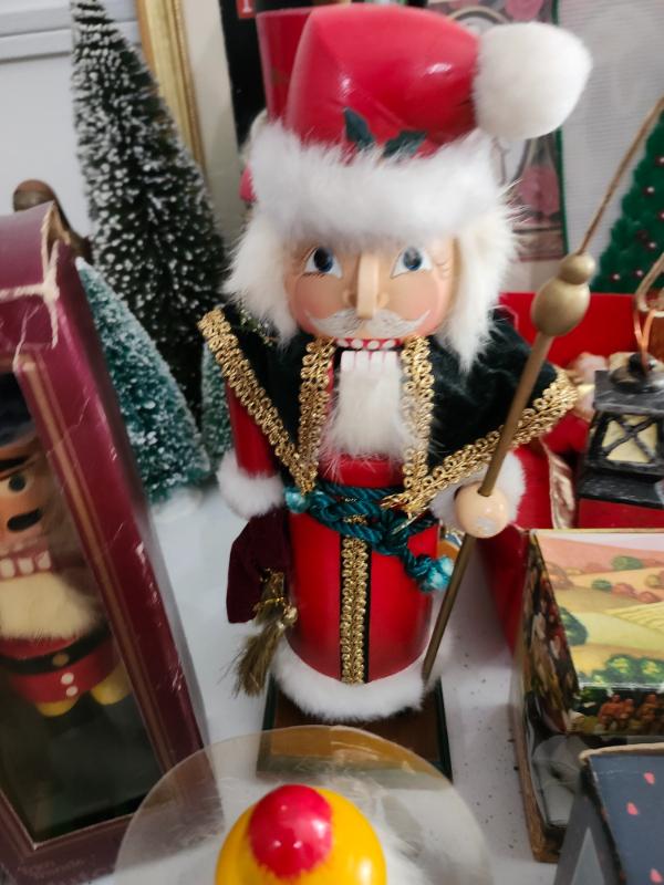 Sale Photo Thumbnail #454