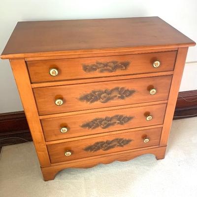 Sale Photo Thumbnail #37: Small size Hitchcock chest w/ mirror