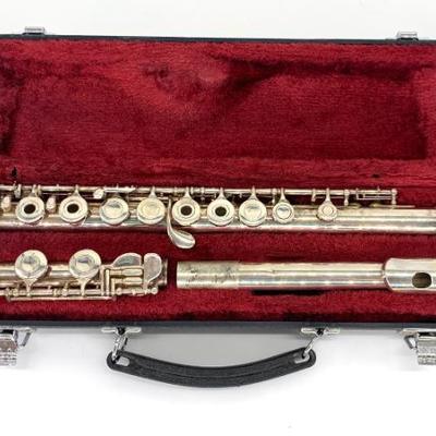 Sale Photo Thumbnail #27: Yamaha student 385 flute 