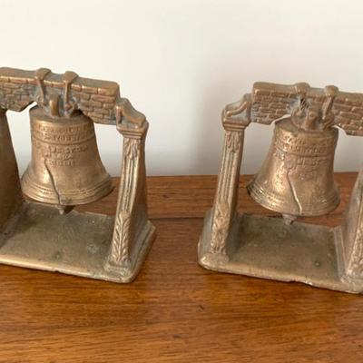 Sale Photo Thumbnail #208: Vtg. brass Liberty Bell bookends