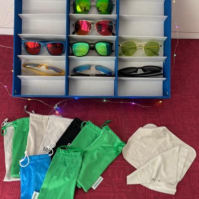 Sun Glass Display With Sunglasses