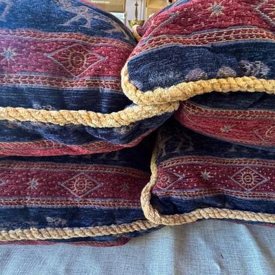 Down Feather Decorative Pillows (Camels, And Others) (8)