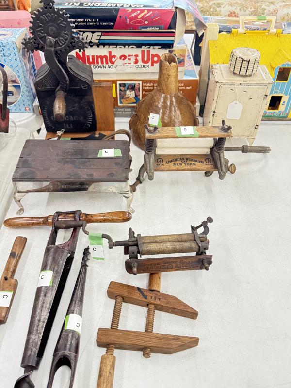 Sale Photo Thumbnail #102