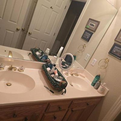 Sale Photo Thumbnail #752
