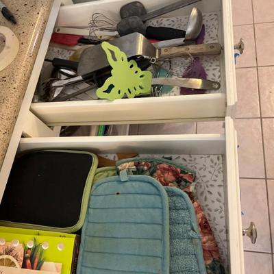Sale Photo Thumbnail #159