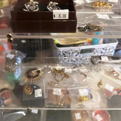 Sale Photo Thumbnail #232