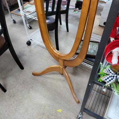 Sale Photo Thumbnail #574
