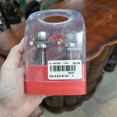 Sale Photo Thumbnail #391