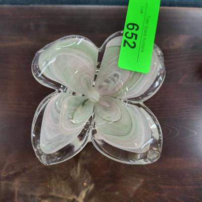 Sale Photo Thumbnail #526