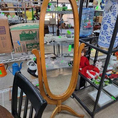 Sale Photo Thumbnail #573
