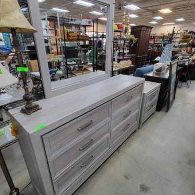 Sale Photo Thumbnail #549