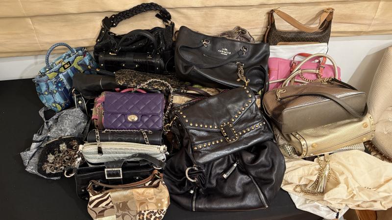 Sale Photo Thumbnail #4