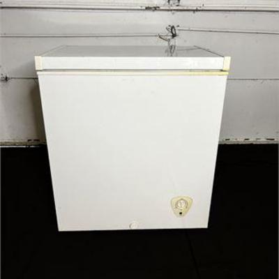 Frigidaire Chest Freezer .jpg