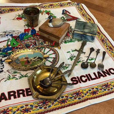 Vintage Interesting Collectibles 