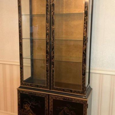 Vintage Drexel Heritage Illuminated Asian Display Cabinet