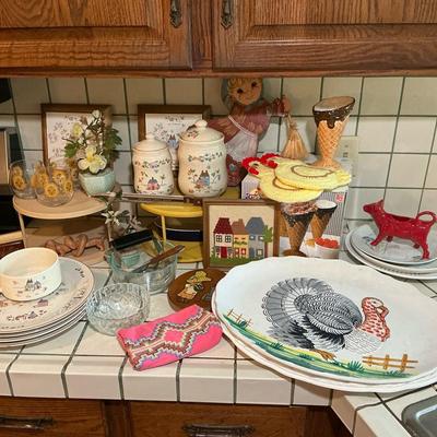 Vintage Kitchen Collectibles
