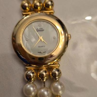 Sale Photo Thumbnail #179