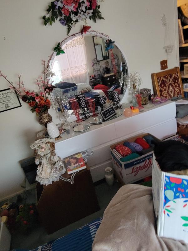 Sale Photo Thumbnail #598