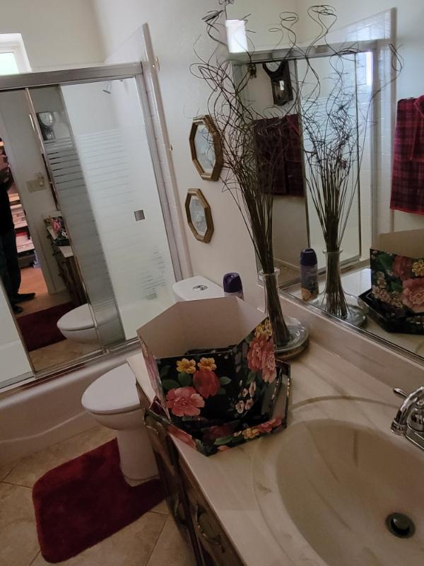 Sale Photo Thumbnail #593