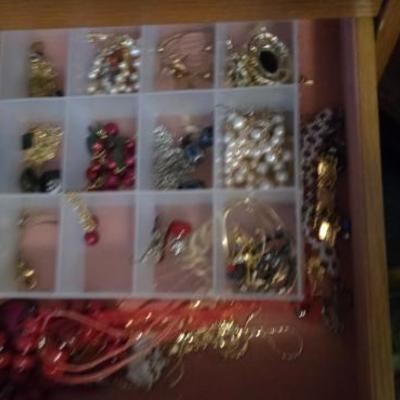 Sale Photo Thumbnail #219