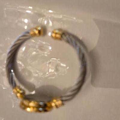 Sale Photo Thumbnail #166