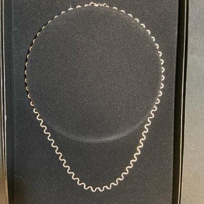 14K White Gold Necklace Italy