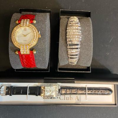 Vintage Adrienne, Victoria Weick & Quartz Fashion Watches