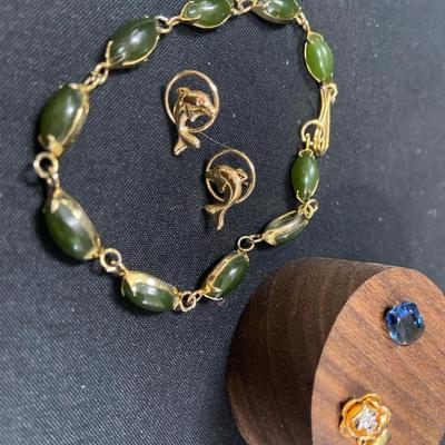 Green Bracelet With Dolphin Earrings, Gemstone & Pendant