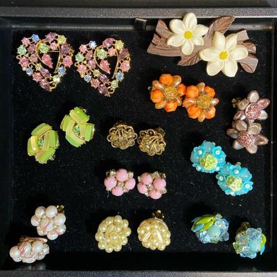  Vintage Costume Jewelry Clip On Earrings & Pins