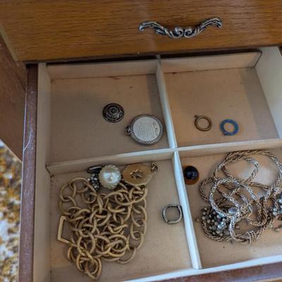 Sale Photo Thumbnail #146