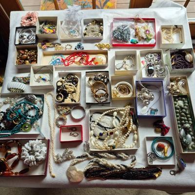 Sale Photo Thumbnail #31