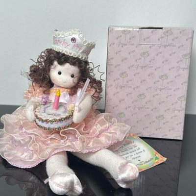 Musical Doll - "Birthday Princess" (1/2) | Vintage (1970s-Now) Green Tree Collectibles "Birthday Princess"...
