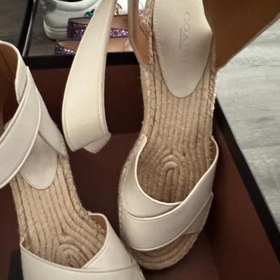 Sale Photo Thumbnail #56