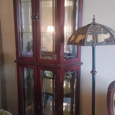 Sale Photo Thumbnail #20: Lighted Curio