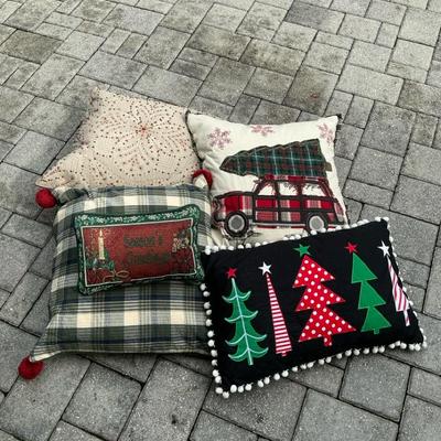 Holiday Decorative Pillows