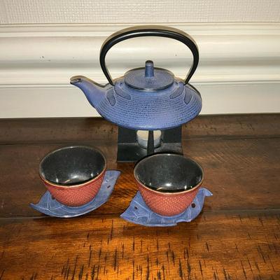 Japanese Dragonfly Cast Iron Teapot & Cups