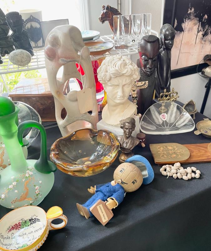 Sale Photo Thumbnail #271